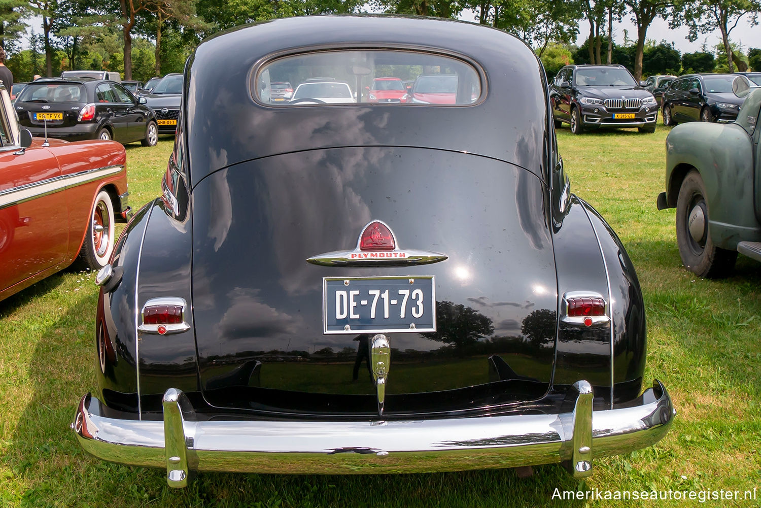 Plymouth De Luxe uit 1946